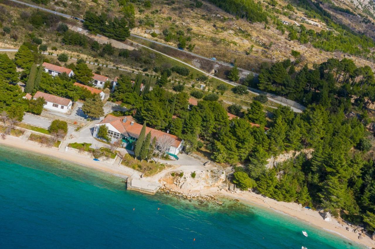 Beach Resort Mala Luka Omiš Exterior foto