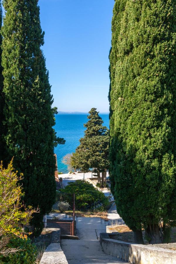 Beach Resort Mala Luka Omiš Exterior foto